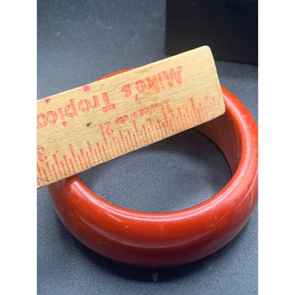 Red Chunky Bakelite Bangle Marbled Wide Heavy Early Plastic Lava Bracelet - Picture 8 of 11